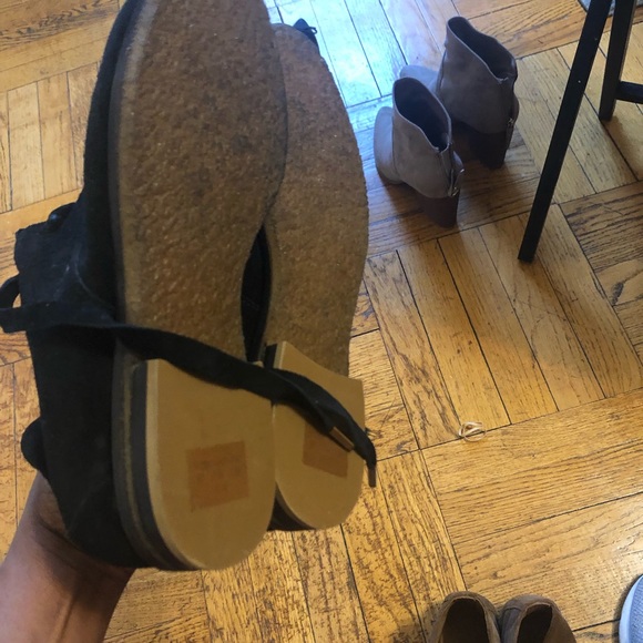 Short ankle boots - Picture 3 of 4